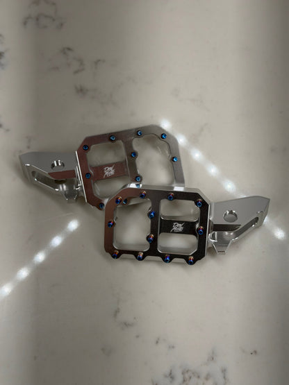 E-Moto Foot Pegs (Currently around 2 week pre order with a discounted price)